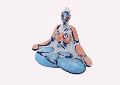 Escultura yoga mujer "Brenda"